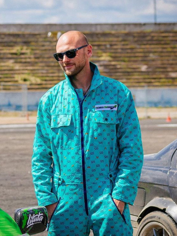 Комбінезон з "вісімками" Комбінезон з "вісімками"